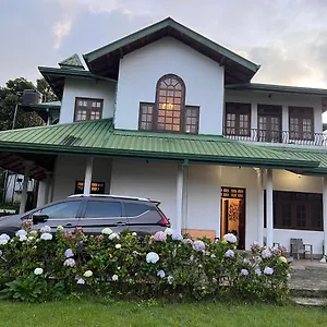 Lakeside Garden 湖畔花园山居 Guest house