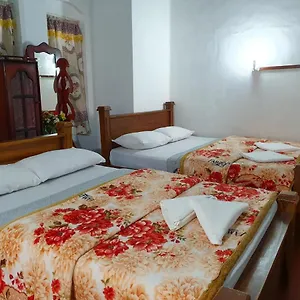 招待所 Ruchi House, 努沃勒埃利耶