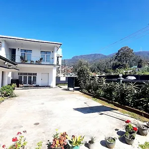 Sapu's Mountain Breeze Guest house